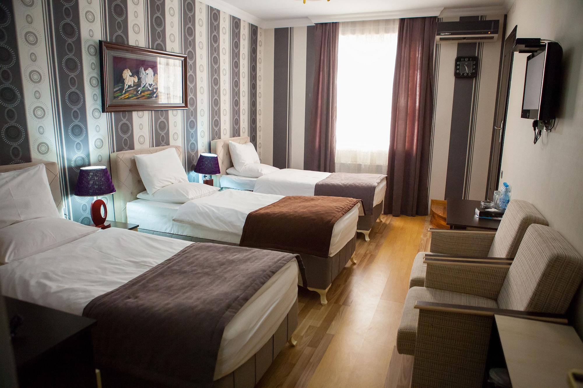 Issam Hotel & Spa Sheki Exterior photo